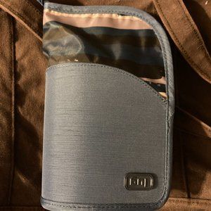 Lug Canoe Brush Holder - Blue - NWT